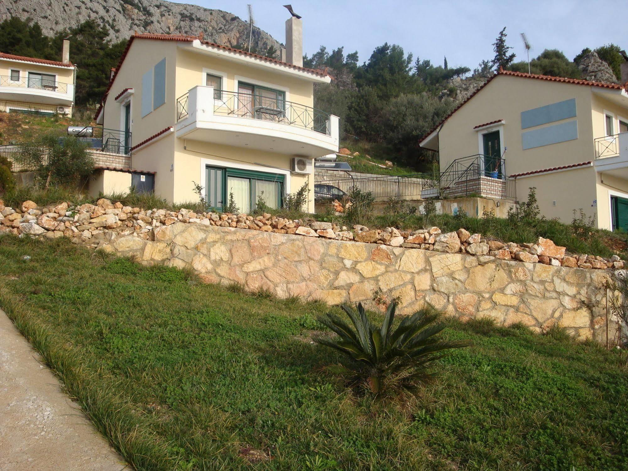 Giannis Village Resort Astakós 外观 照片